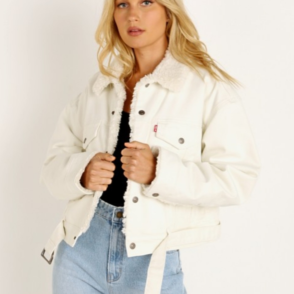 Levi's Cozy Cocoon trucker cuddly tofu jacket